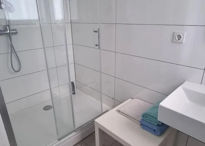 O-k- By Interhome Apartment Split